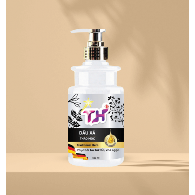 Dầu Xả thảo mộc TH 500ml Chai Pét Tròn Trắng mới